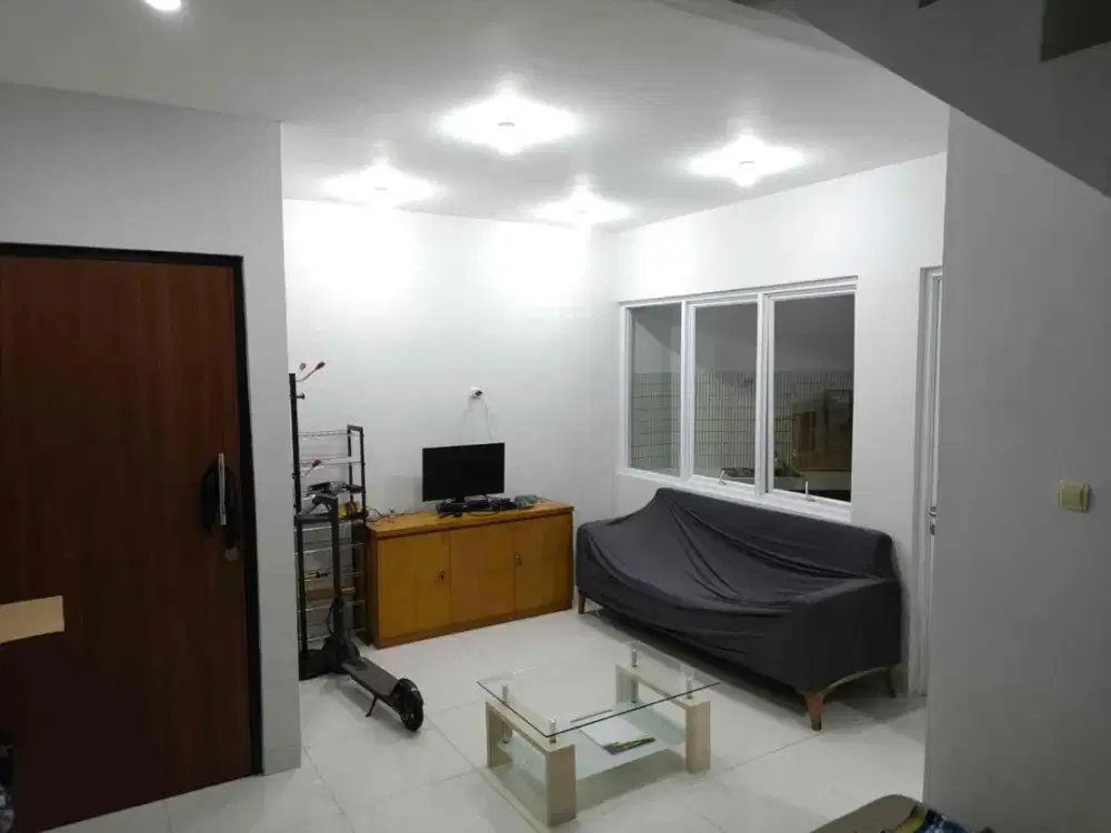 rumah baru renovasi disewakan