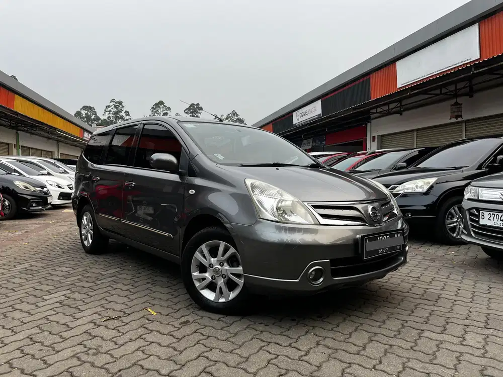 Nissan Grand livina Xv At 2012 DP 10 JT!!!