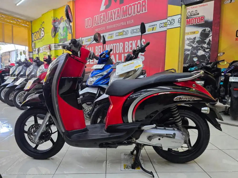 Unit pilihan* Scoopy cw Th 2012 KARBURATOR