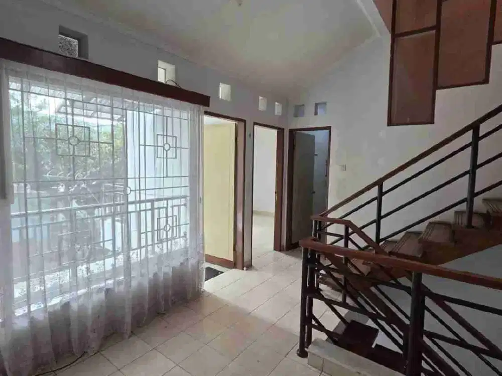 Dijual Rumah Resor Dago Pakar 4 Lantai Downslope Bandung