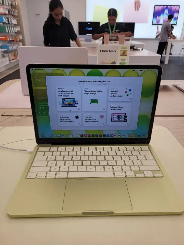 Promo MacBook Neo bisa kredit cicilan ringan tanpa DP