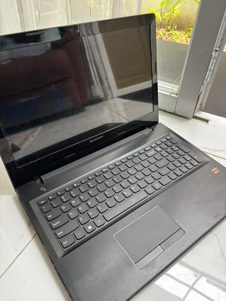Laptop LENOVO Z50-75