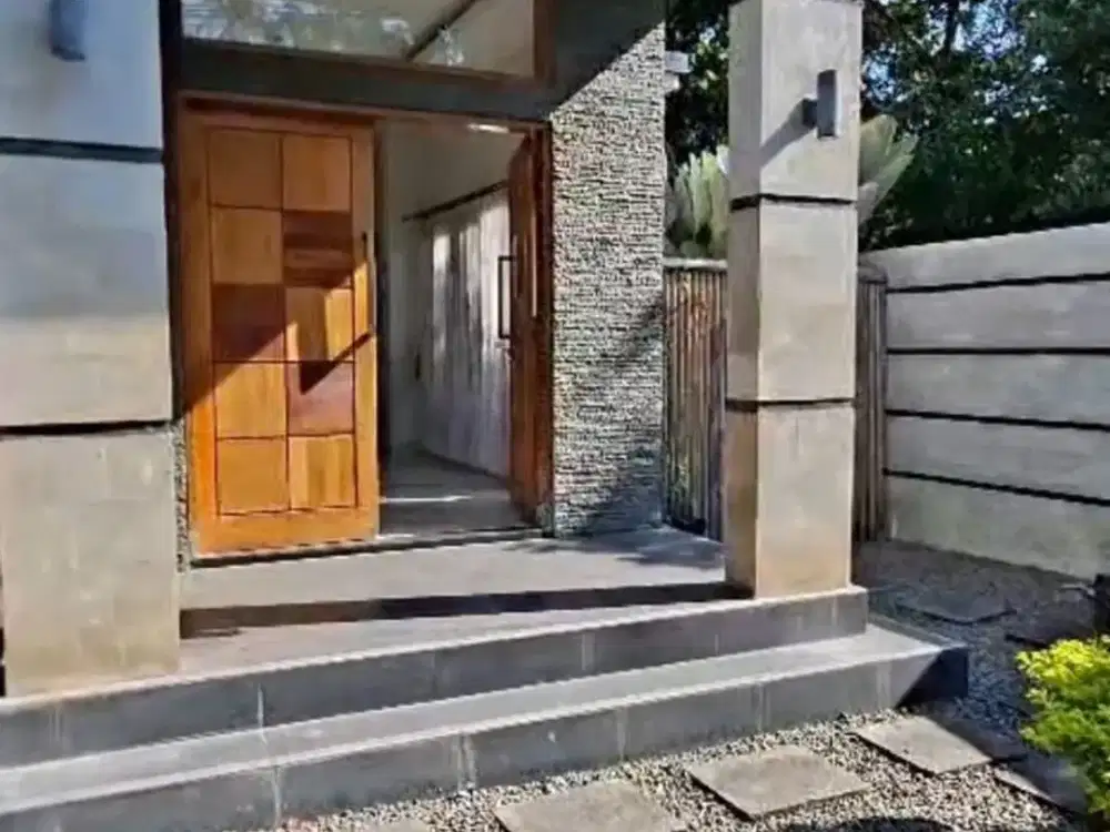 Rumah Luas 2.5 Are Disewakan, di Pusat Renon Denpasar