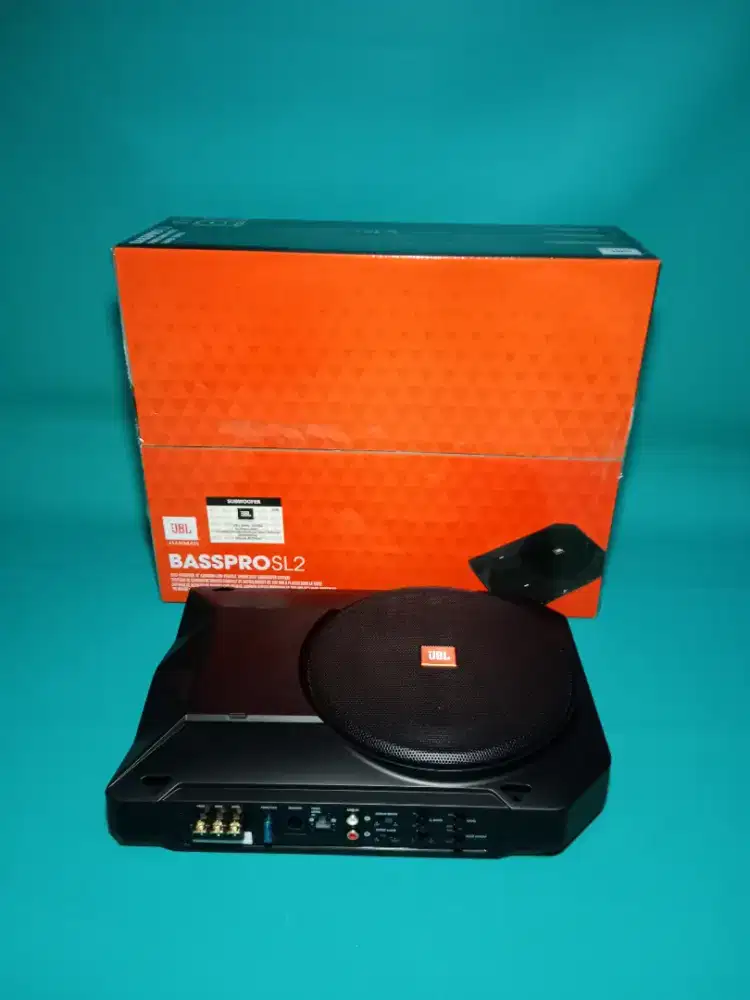 Subwoofer Kolong Aktip Bawah Jox JBL seri BASSPRO SL2 8 250Watt