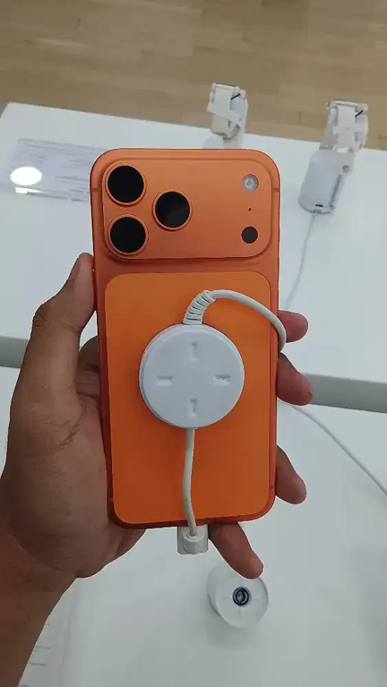 IPHONE 17 PRO/PROMAX CICILAN 0% CASH BACK UP TO 2JT