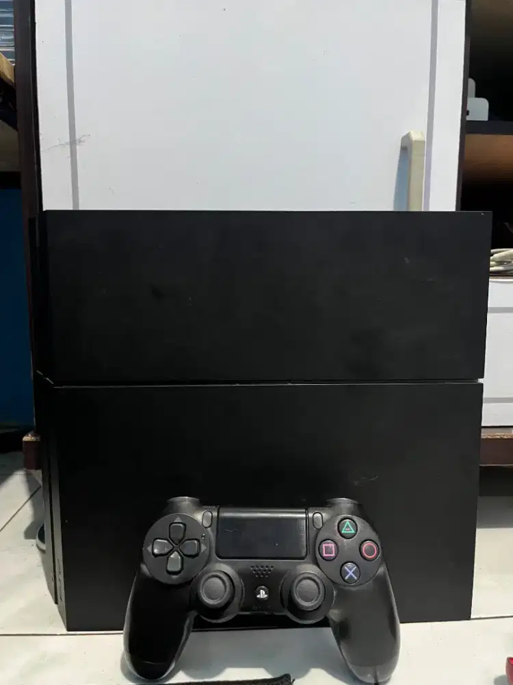PS4 500GB FULL GAMES BEBAS REQUEST