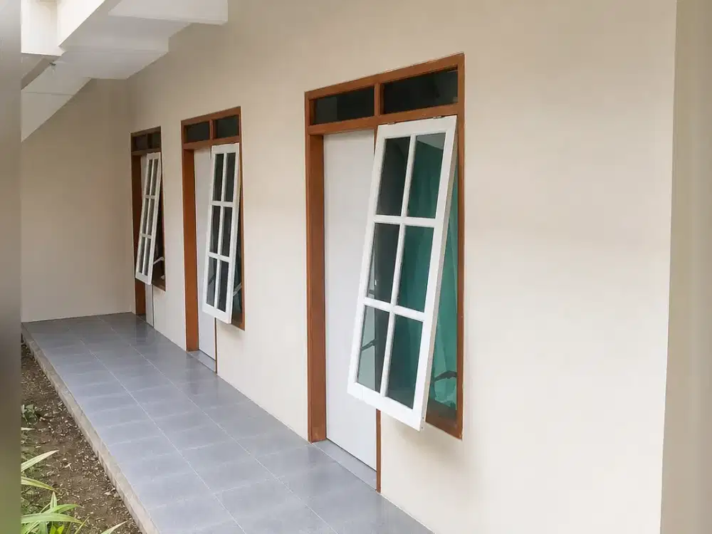 Dijual Kost 10 Kamar + Rumah & Toko di Dinoyo Lowokwaru Malang, Kota Malang