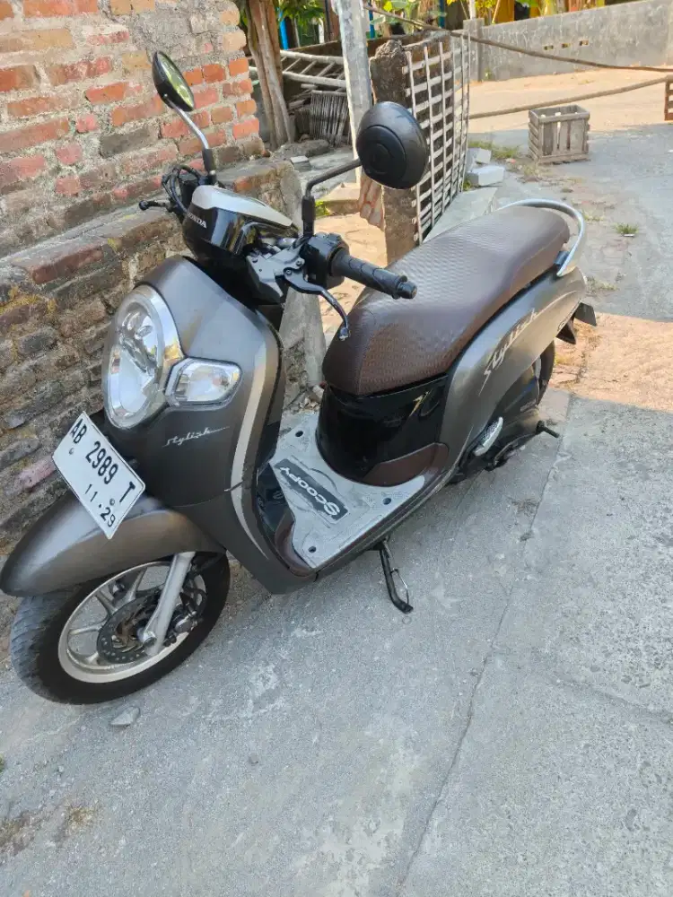 Scoopy THN 2019 plat AB Bantul