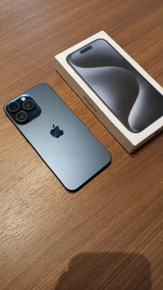 iPhone 15 Pro Max 256GB Garansi Inter All Operator Battery Health 91%