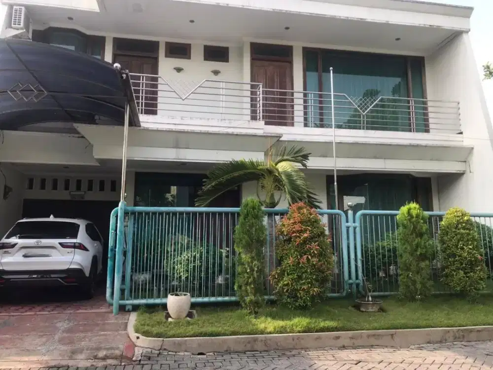 Rumah Klampis Semolo Barat, Interior - Partial Furnished Hadap Utara