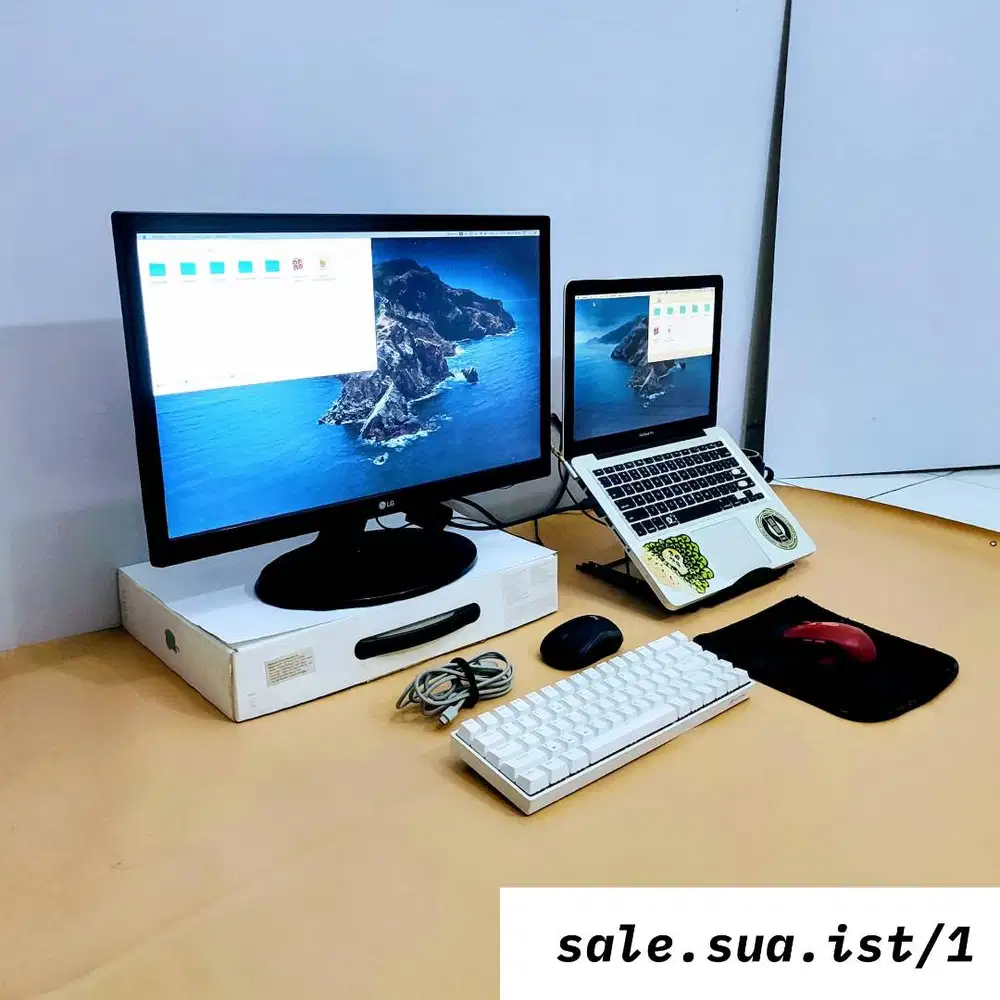 Macbook Pro 13 Inch Mid 2012 (MD101LL/A) and Peripherals
