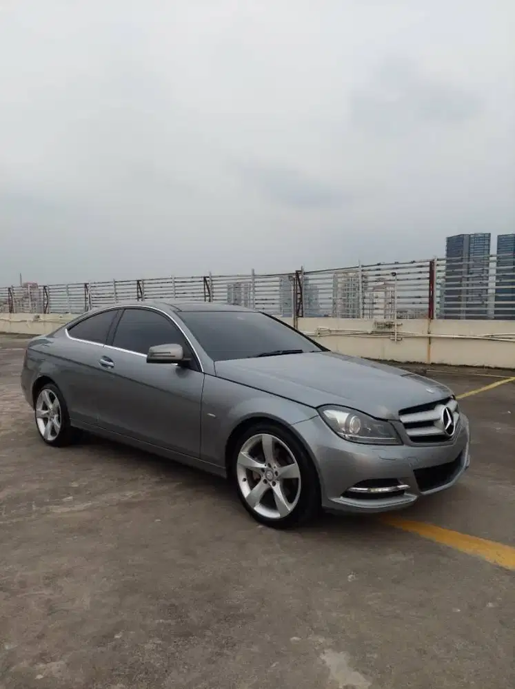 [KM 51RB] mercedes C250 avg coupe 2011