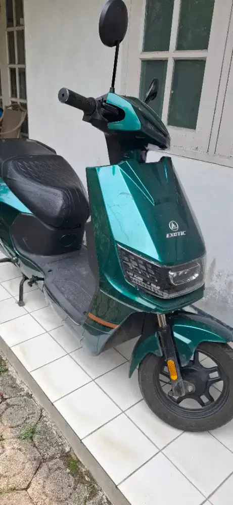Sepeda listrik eksotic Scond