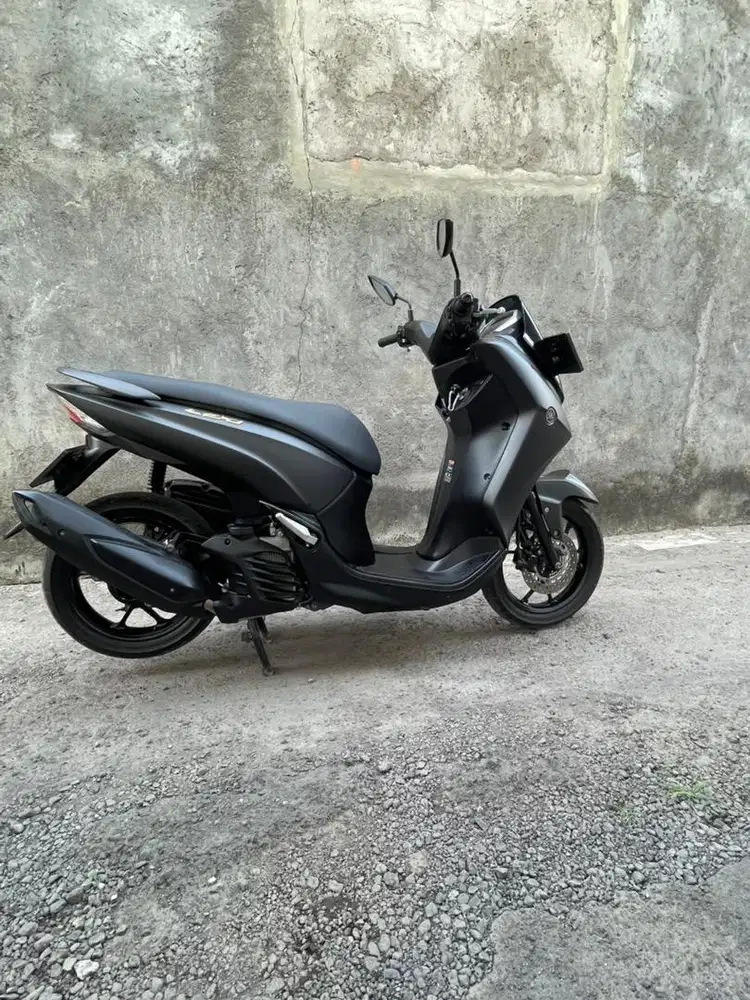 Lexi 125 standar 2021