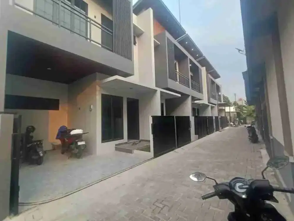 Di jual rumah lingkungan clusteran 2 lantai kokoh permanen mewah di lokasi Ciledug Parung serab Tangerang kota
