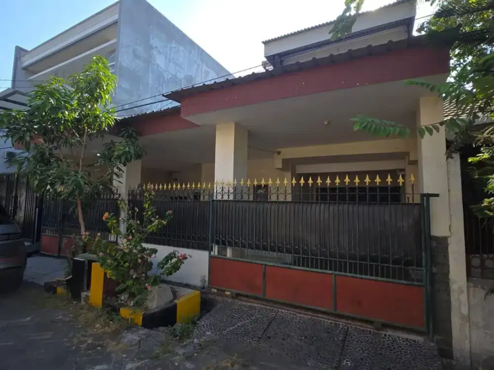 Rumah Sutorejo Selatan Butuh Renovasi