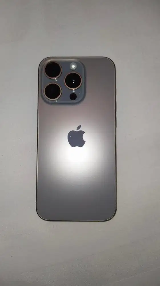 Dijual iPhone 15 Pro 256GB
