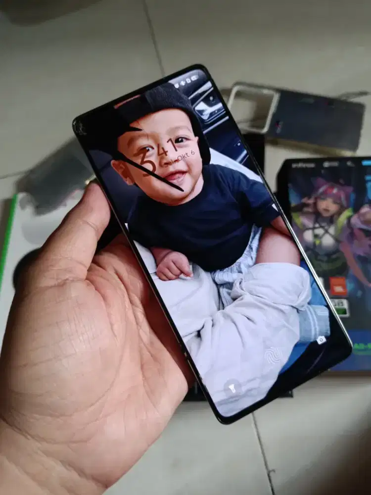Infinix note 40 8/256 fullsett mluss 90%, ada tompel retak bagian atas