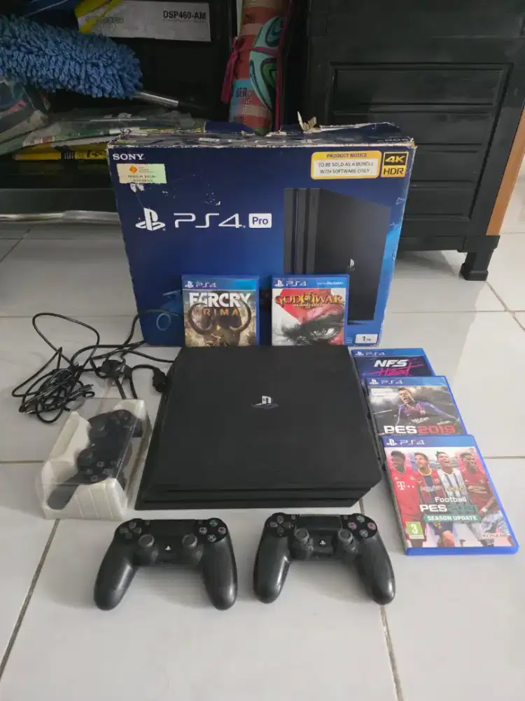 PS4 PRO 1 TB FULLSET