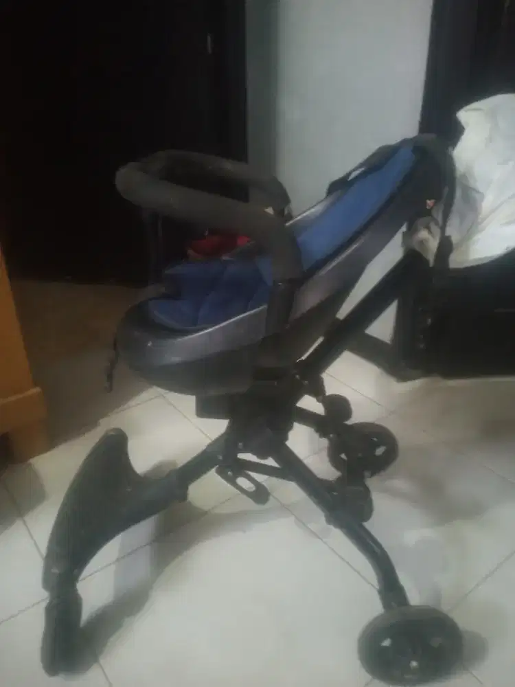 Stroler bayi dah jarang di pakai anak dah besar