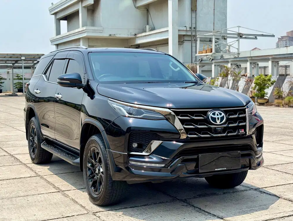 TOYOTA FORTUNER GR SPORT 2024 HITAM ISTIMEWA TT 2023