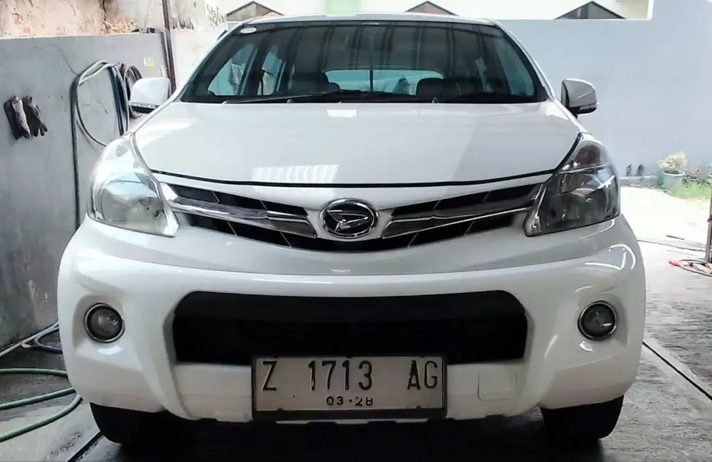 Daihatsu Xenia R sporty MT 1,3 2013
