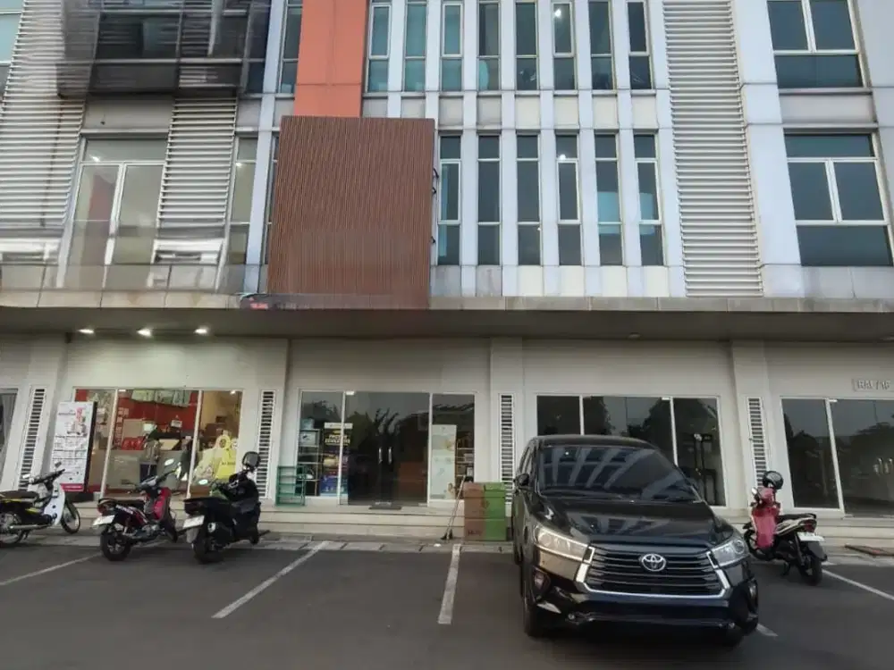 Dijual Ruko Komersial 3 Lantai Pinggir Jalan Raya di Summaarecon Bekasi
