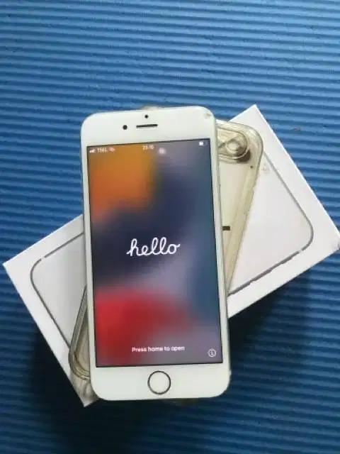 iPhone 6s Storage 64GB Warna Silver - Minus LCD