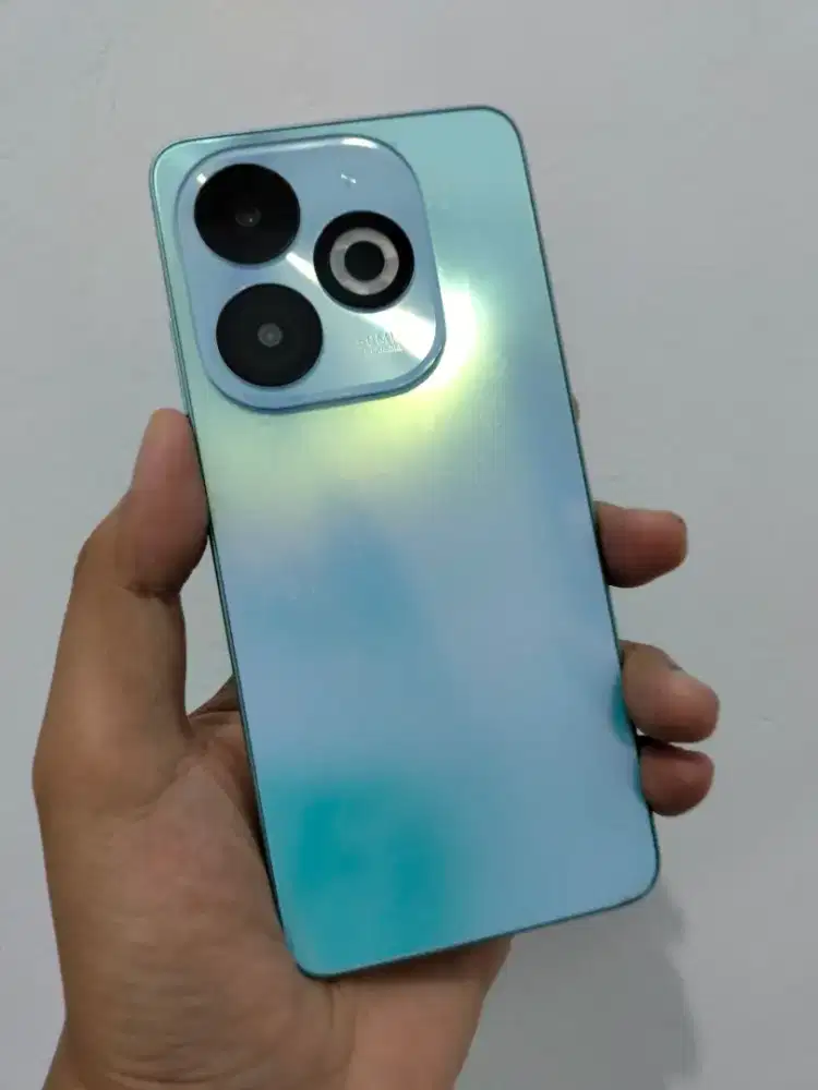 Infinix smart 8 pro 8/128 batang hp aj