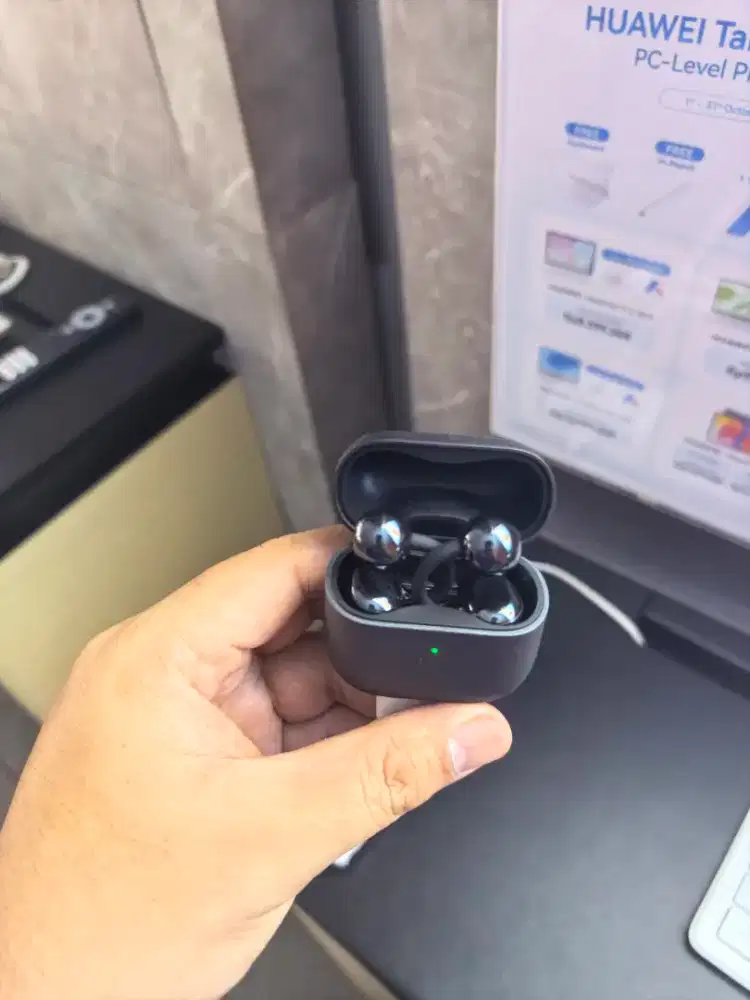 Huawei FREECLIP 2