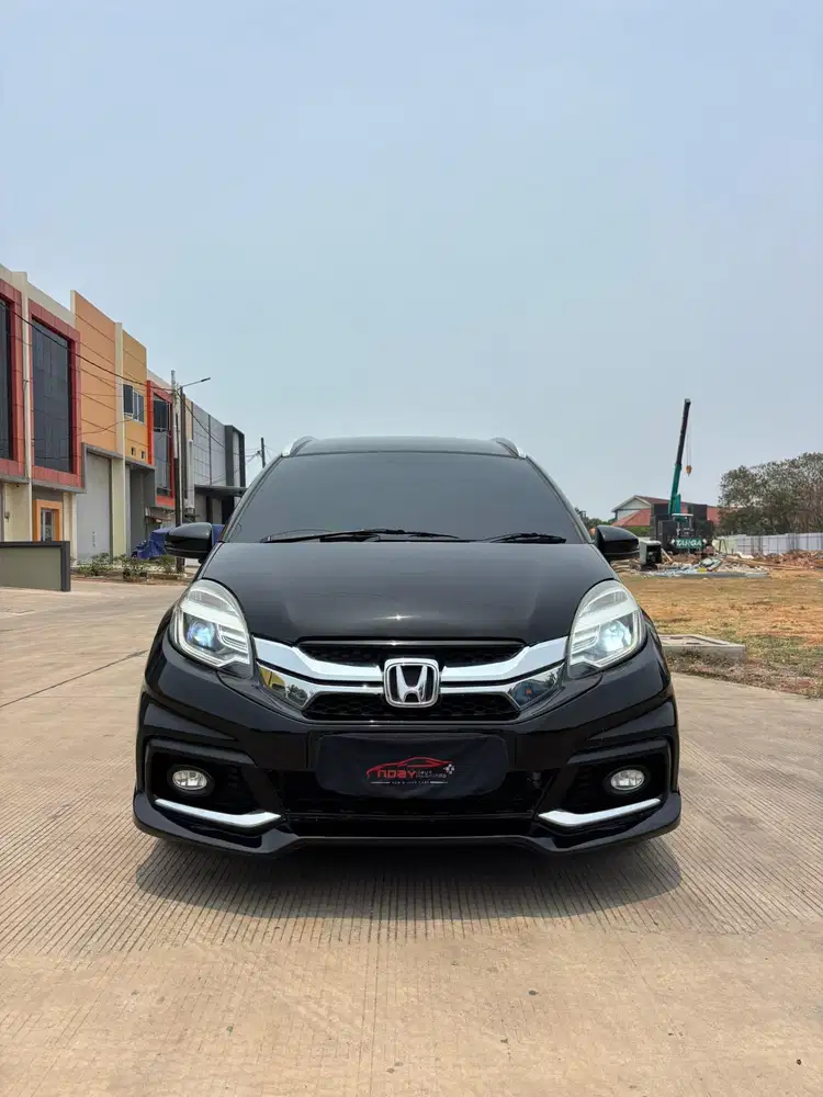 Honda Mobilio 1.5  RS CVT 2016 Automatic ( Hitam Metalik )