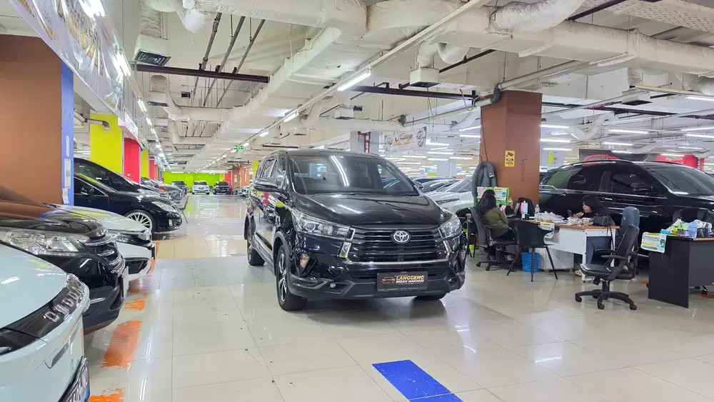 Toyota Innova Venturer 2022