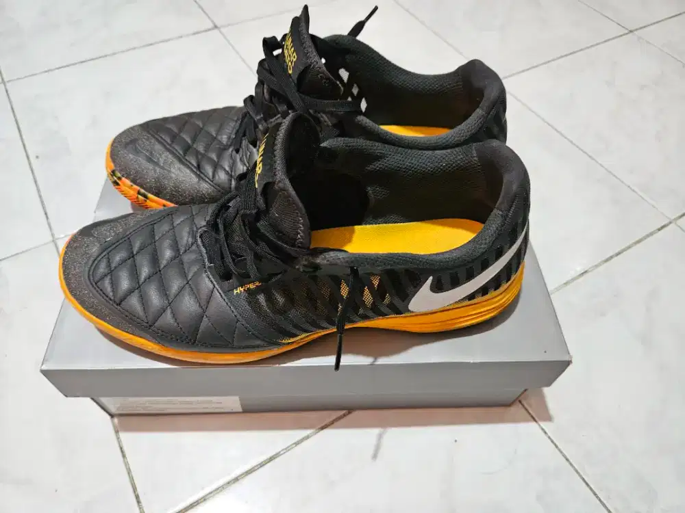 Sepatu Futsal Nike Lunar Gato II IC Original