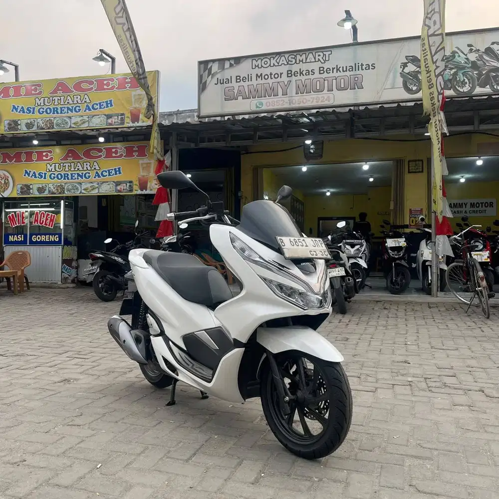 ‼️FREE SERVICE‼️FOR SALE HONDA PCX 150 ABS 2020 ( SECOND LIKE NEW )