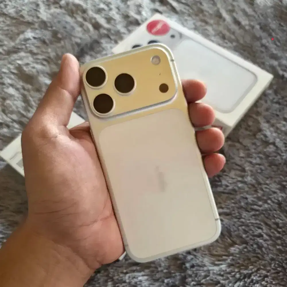 IPHONE 17 PRO 256GB SILVER MARET 2027