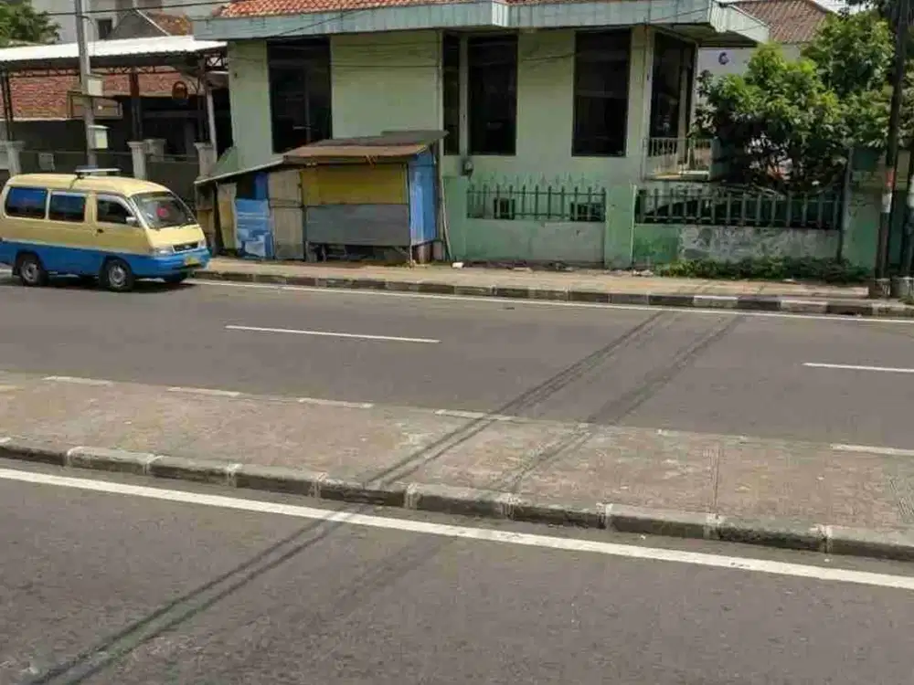 rumah hitung tanah Mainroad Moch Toha dekat tol dan seberang RS Bhayangkara