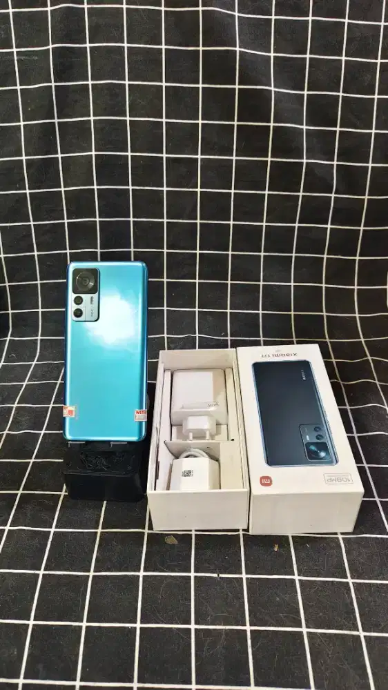 Xiaomi MI 12t 8/256 fullset mulus like new