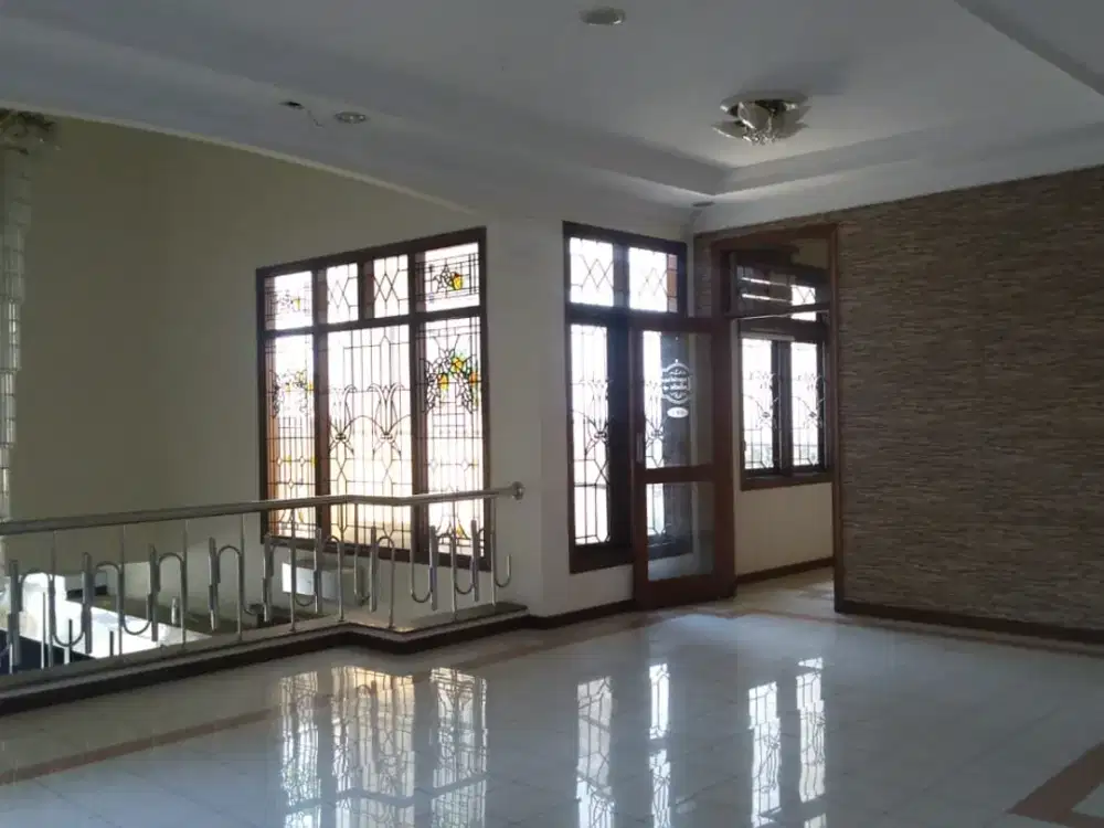 Rumah di jalan Menteri Supeno