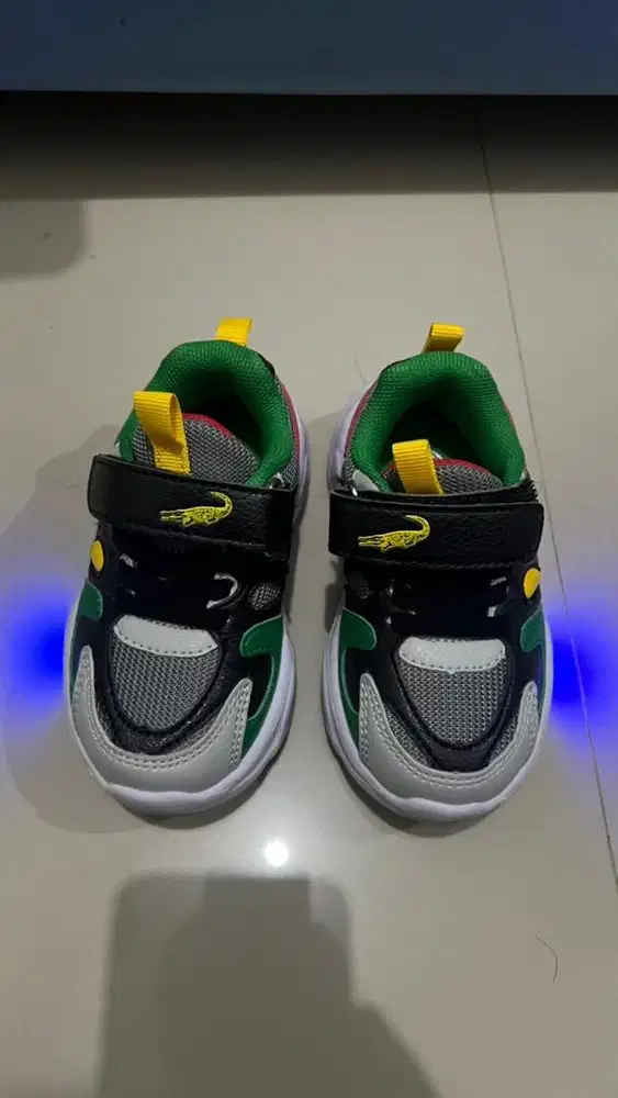 sepatu bayi 1thn crocodile