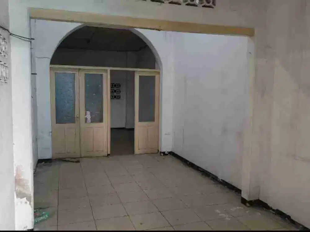 Dijual /disewakan rumah di kapasan kidul Surabaya