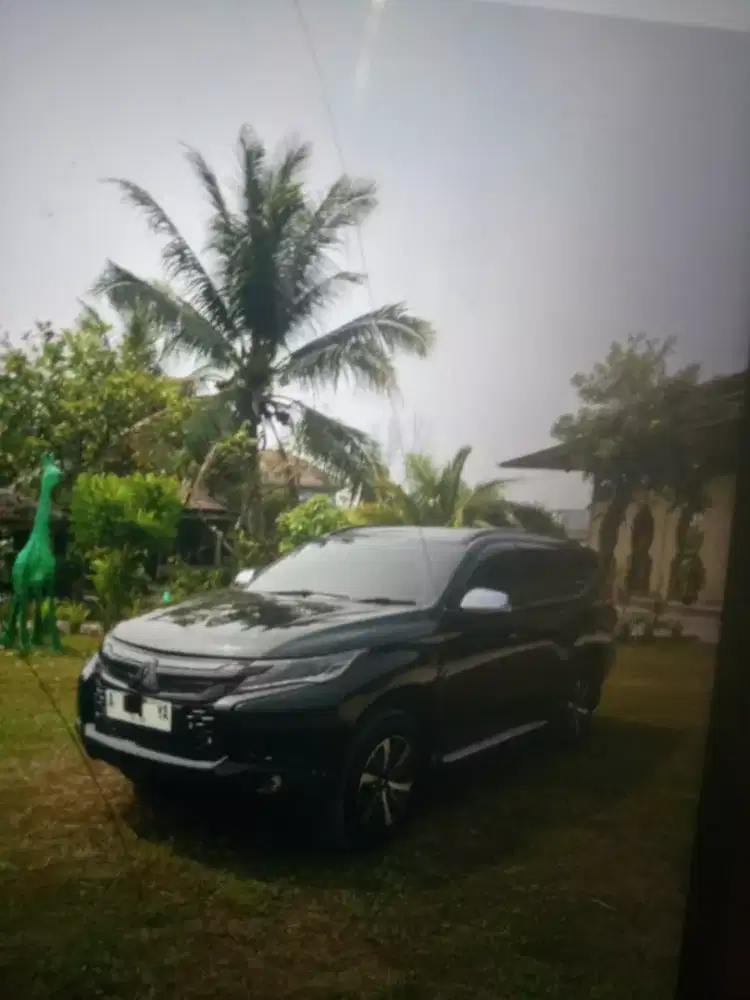 Jual Mobil Mitsubihi Pajero Sport Dakar 4X2 AT Diesel