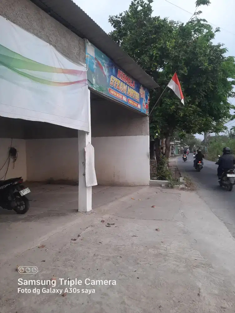 Di Sewakan Tempat Usaha Pinggir Jalan