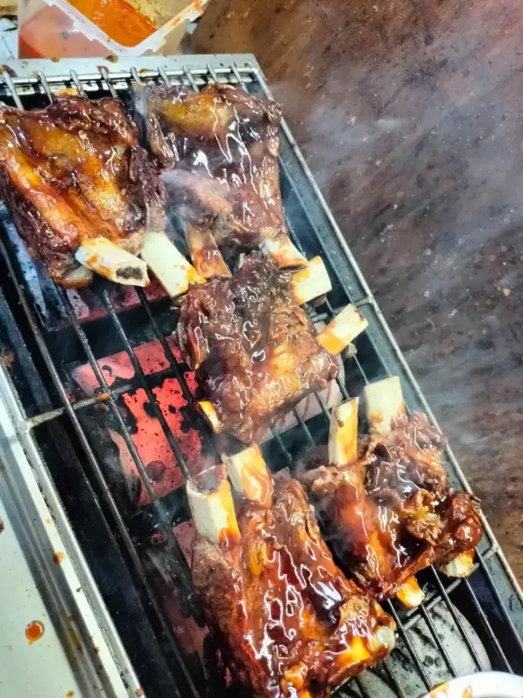 Dibutuhkan Cook Helper berpenglaman