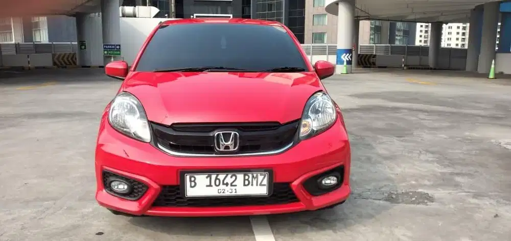 Brio E AT 2018 Merah Istimewa