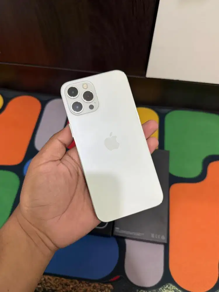iPhone 12 Pro Max 256Gb Alloperator Bh86%