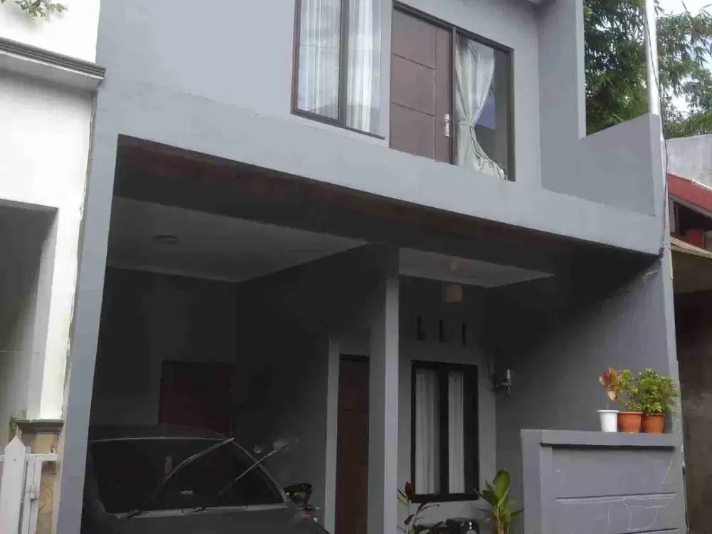 Di jual butuh cepat rumah kokoh permanen 2 lantai full lokasi pondok aren Tangerang selatan