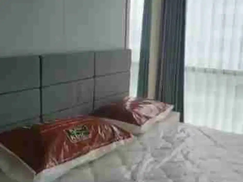 OPER SEWA Apartment Praxis Lantai 11.surabaya
Unit menghadap Timur Laut, Pagi bisa menikmati sunrise yang indah
