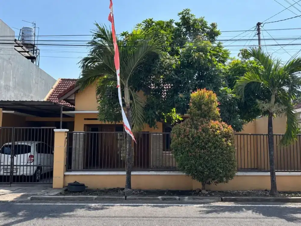Rumah Bagus Siap Huni di Banyuanyar Banjarsari Solo