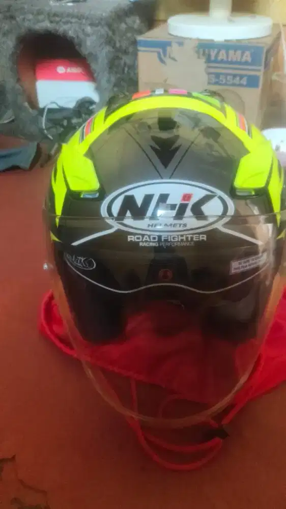 Dijual helm NHK seken rasa baru..