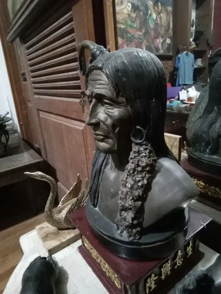 Patung Kepala suku hindia